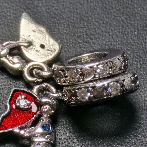 Couple Holding Heart Sterling Silver Dual Charms (NWOT) - Picture 6 of 7